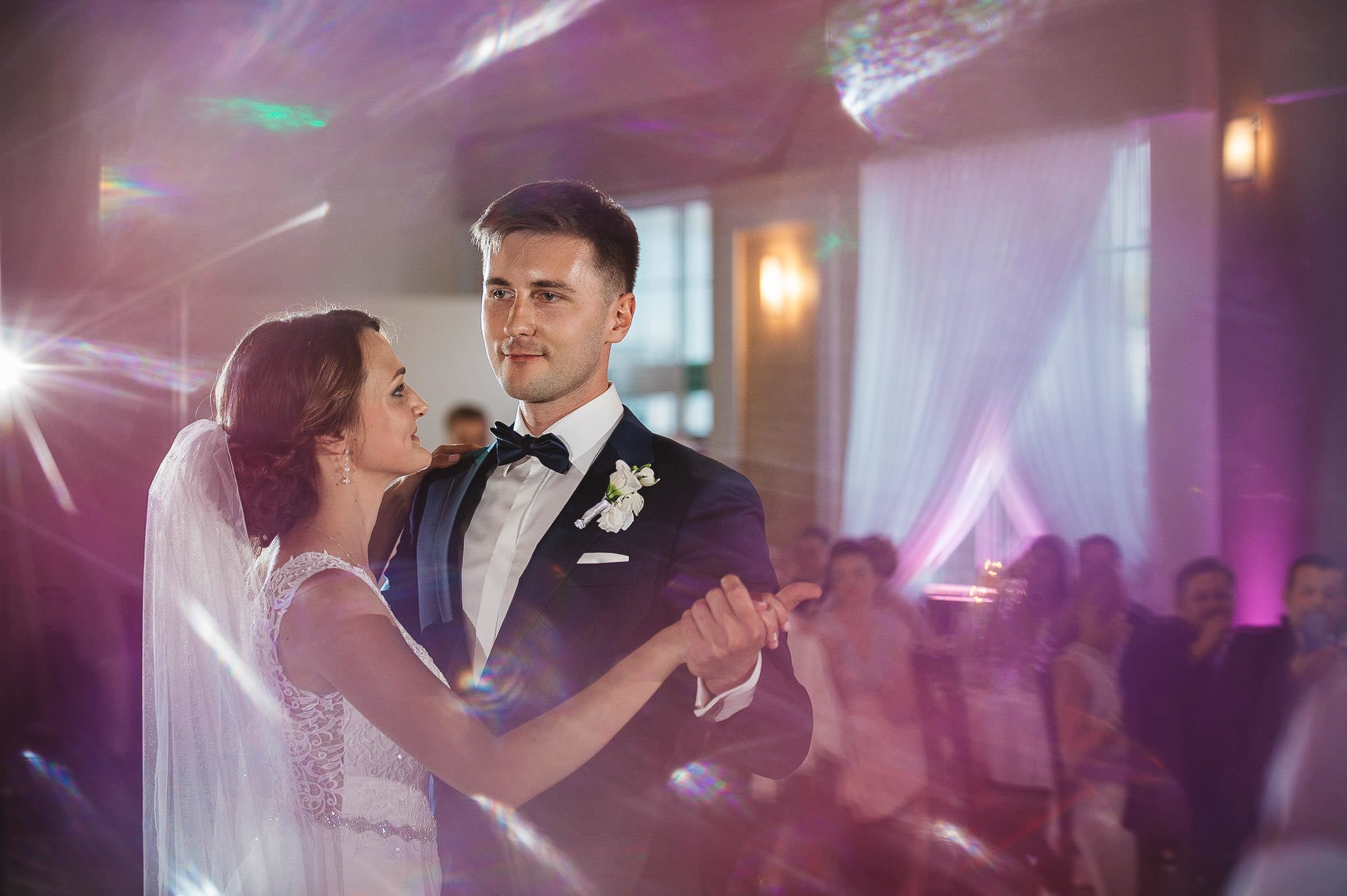 Monika i Michał, wesele w Paryżu i sesja plenerowa w stadninie koni w Czołowie 180