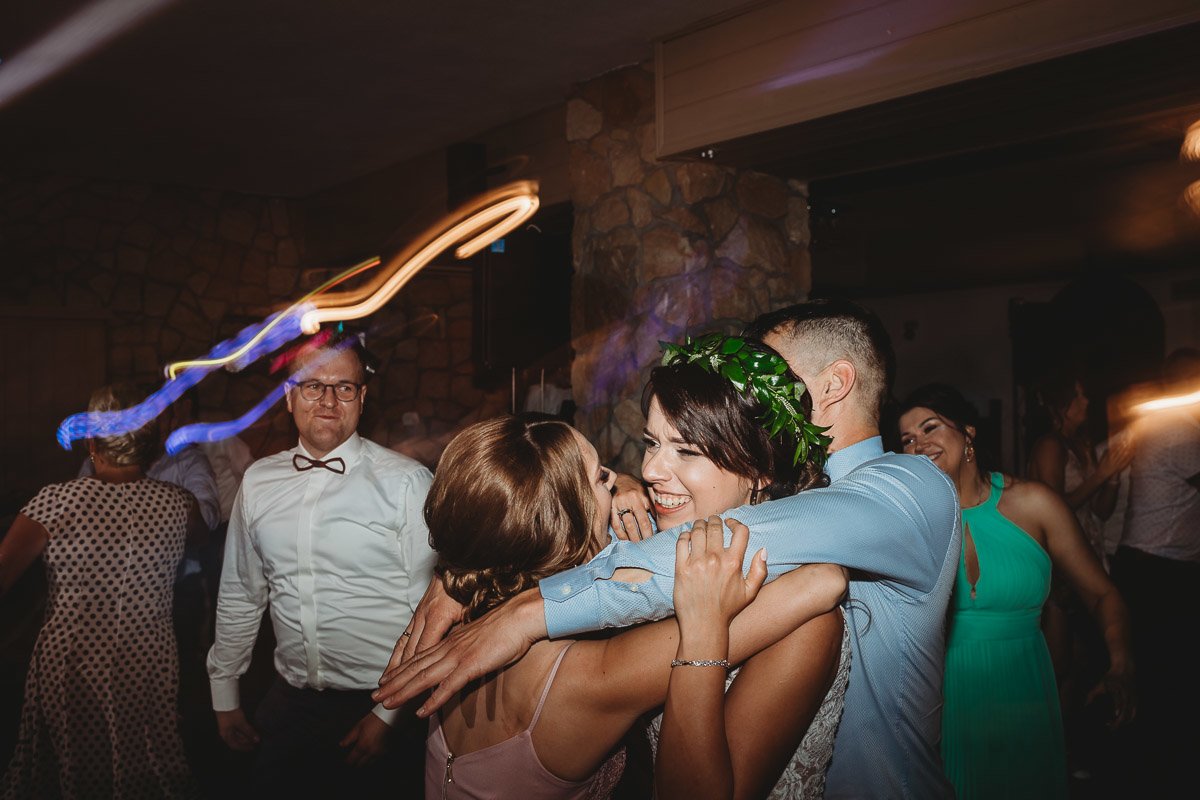 Mustangiem do ślubu! Plener ślubny Asi i Tomka - Kolorowe Jeziorka. 217