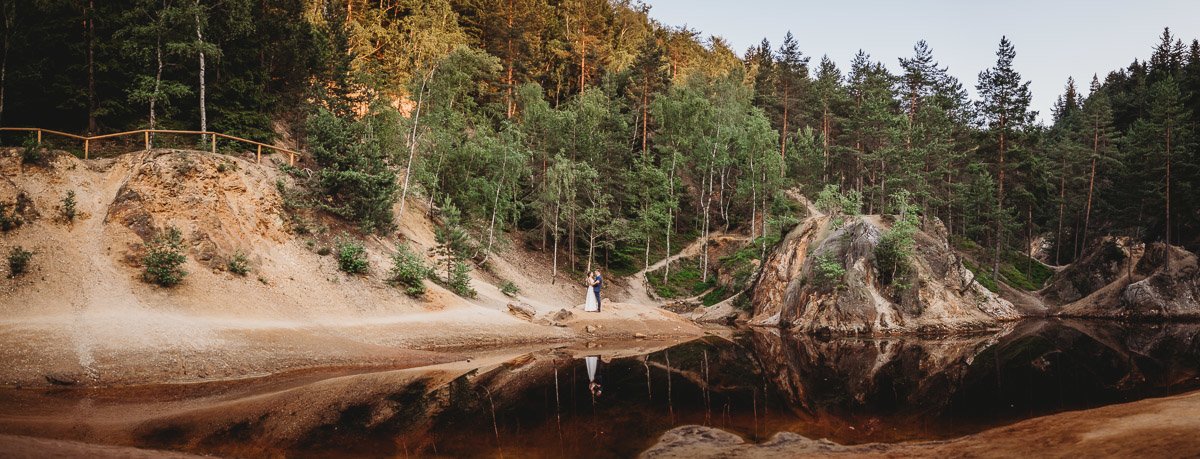 Mustangiem do ślubu! Plener ślubny Asi i Tomka - Kolorowe Jeziorka. 299