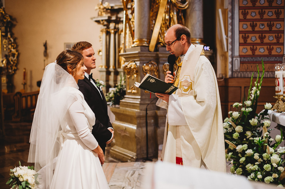 Dorota i Tomasz-wesele Hotel Kristoff Kalisz, sesja ślubna w Lubiążu 135