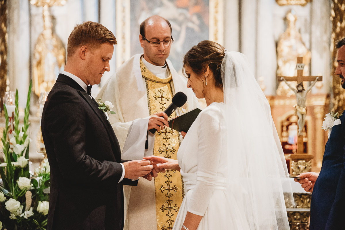 Dorota i Tomasz-wesele Hotel Kristoff Kalisz, sesja ślubna w Lubiążu 155