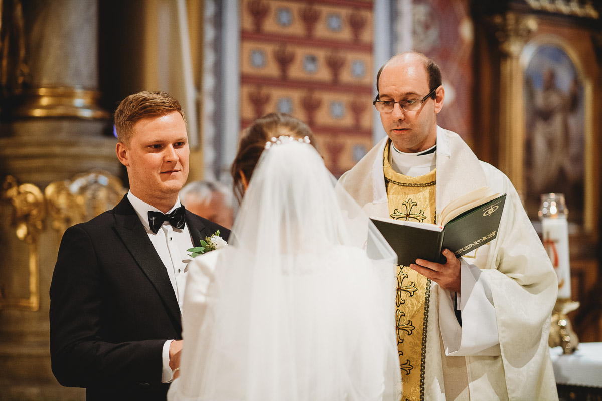 Dorota i Tomasz-wesele Hotel Kristoff Kalisz, sesja ślubna w Lubiążu 157