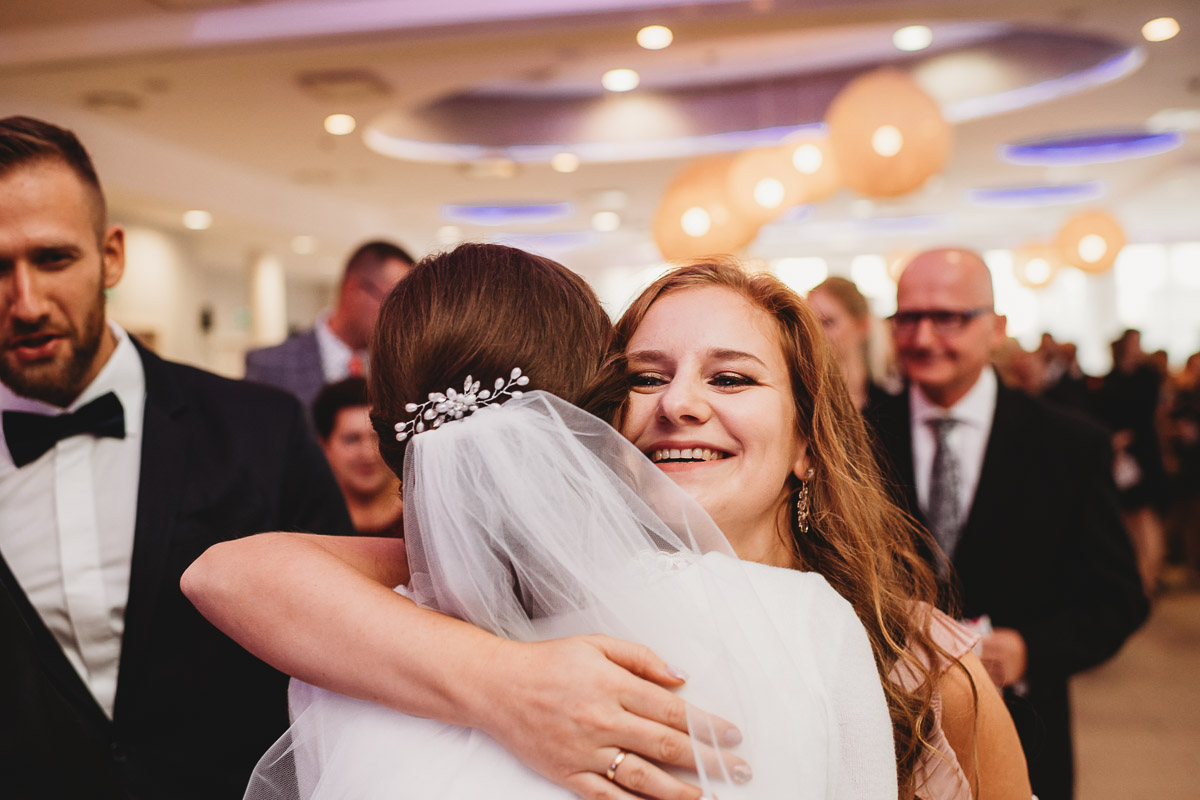 Dorota i Tomasz-wesele Hotel Kristoff Kalisz, sesja ślubna w Lubiążu 197